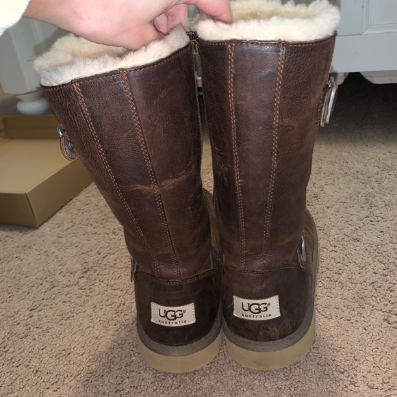 LEATHER UGGS ❤️❤️❤️ - Picture 3 of 5